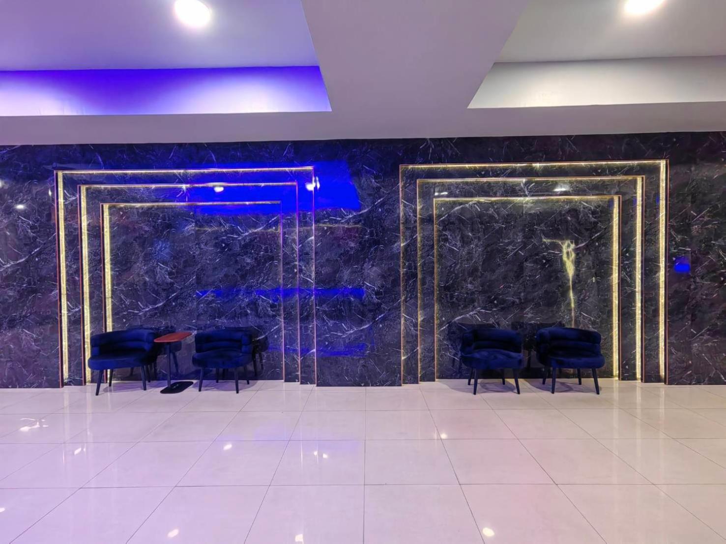 Hollywood Dannok Hotel Sadao Exteriér fotografie