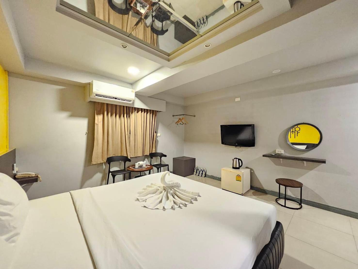 Hollywood Dannok Hotel Sadao Exteriér fotografie