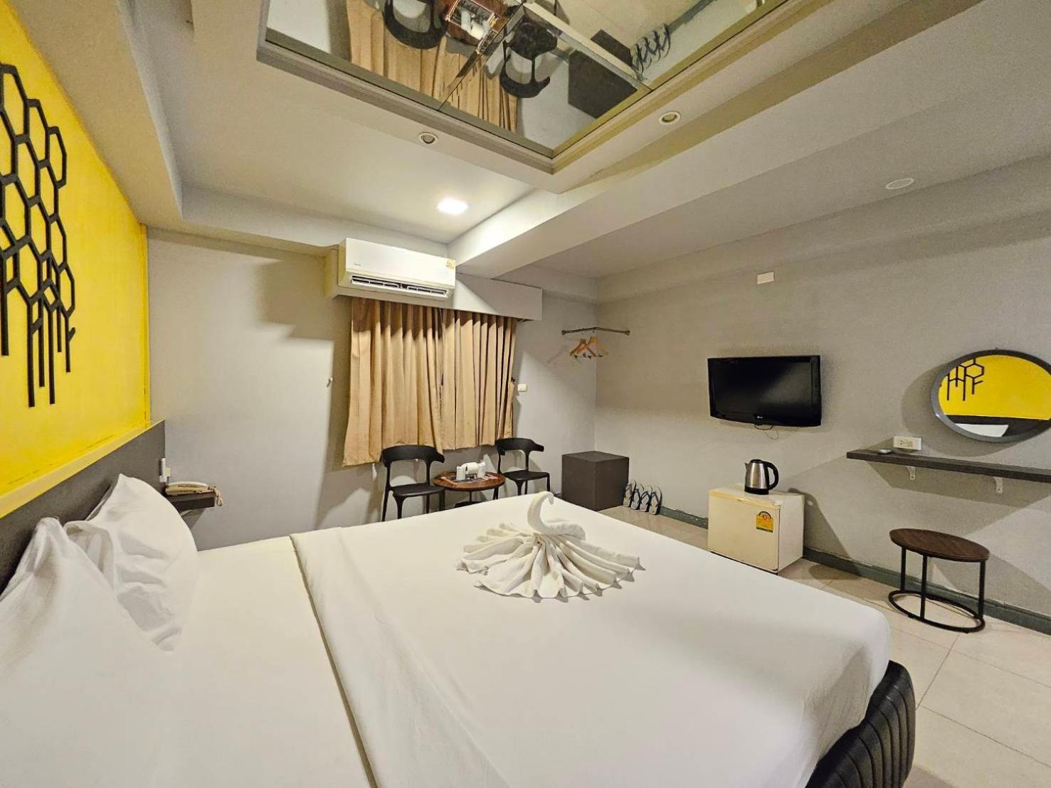 Hollywood Dannok Hotel Sadao Exteriér fotografie