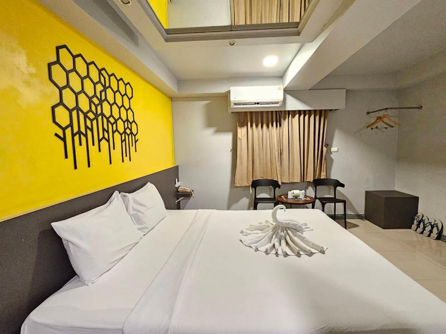 Hollywood Dannok Hotel Sadao Exteriér fotografie