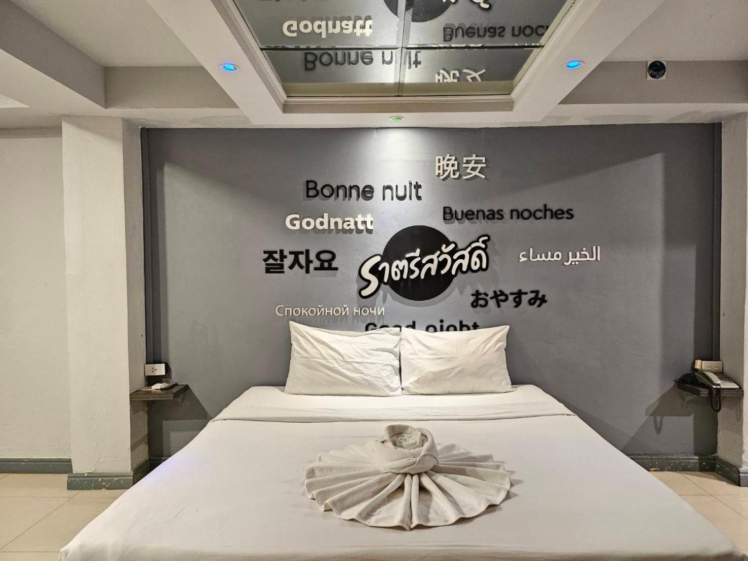 Hollywood Dannok Hotel Sadao Exteriér fotografie
